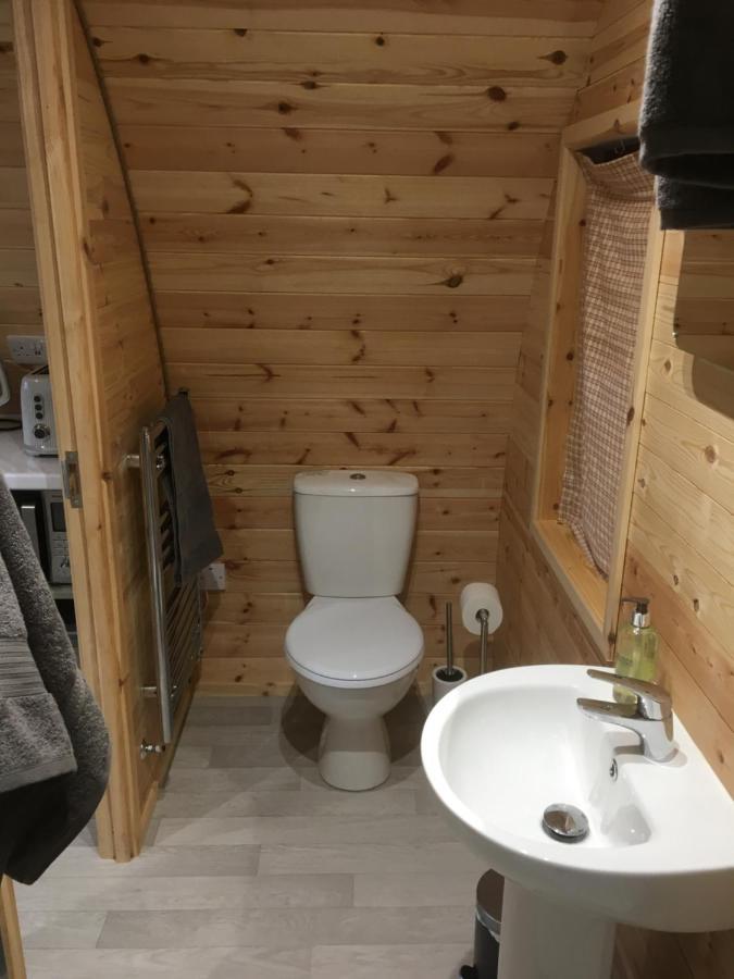 Hotel Orchard Luxe Glamping Pod Dungannon Exterior foto